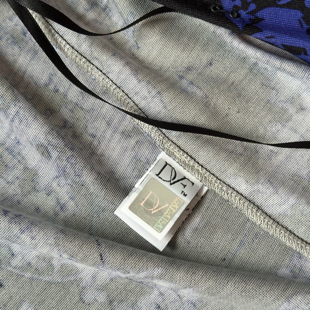 Diane Von Furstenberg Black and Blue Floral Dress - Picture 7 of 12